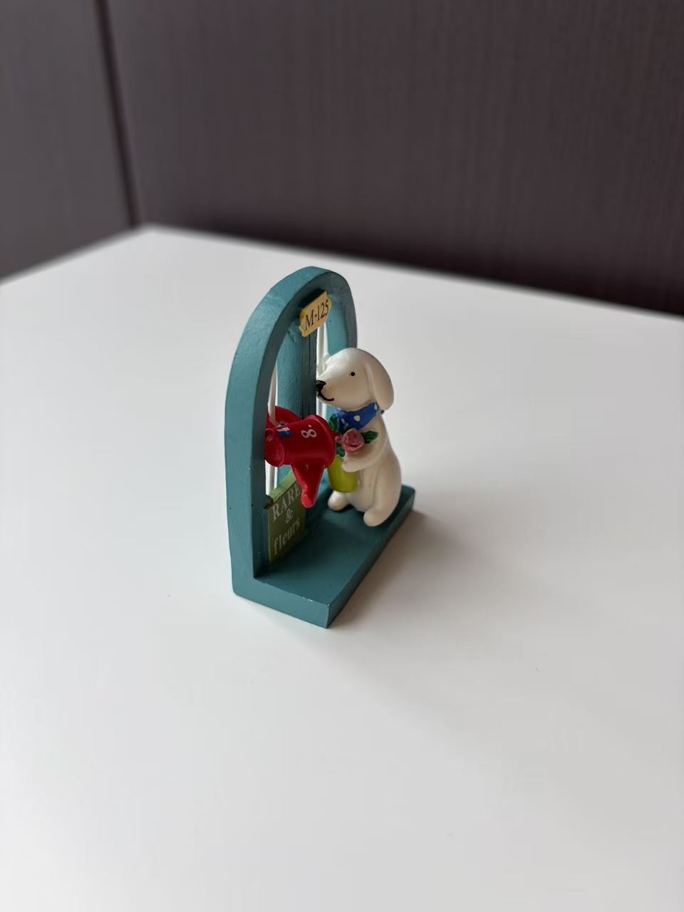 Ornawe Mini Resin Flower Shop Window Figurine – Tabletop Cottage Decor