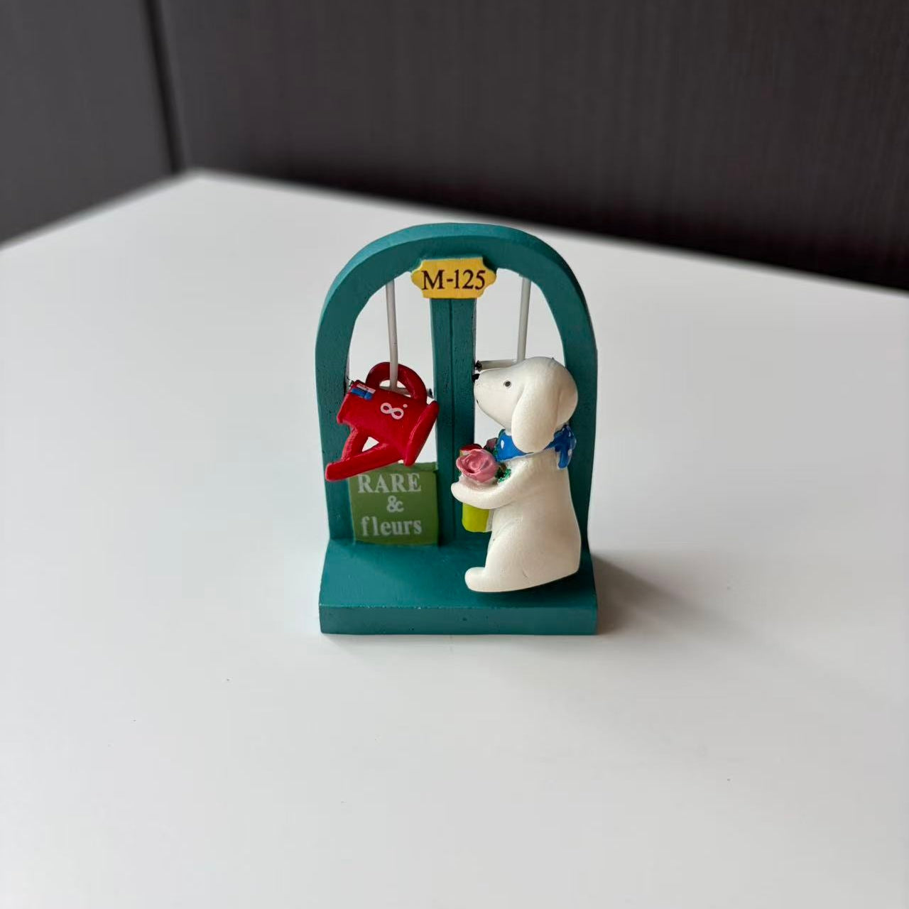 Ornawe Mini Resin Flower Shop Window Figurine – Tabletop Cottage Decor